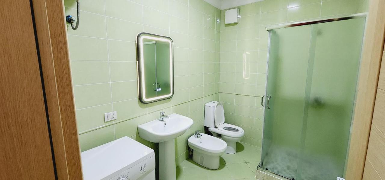 Pleasant Apartment With Free Dedicated Parking In Komuna E Parisit Tirana Exterior photo